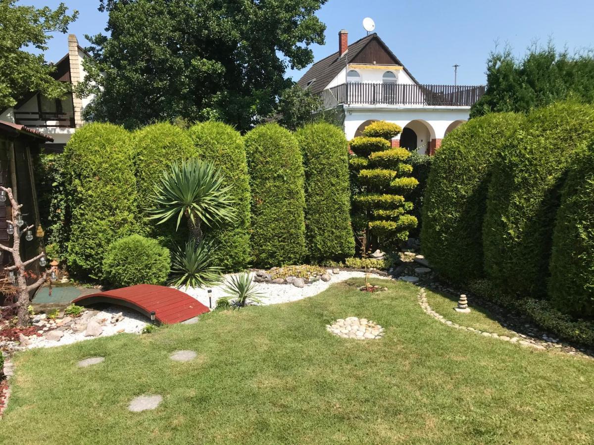 Nyaralo Japankerttel - Apartment With Japanese Garden Balatonmáriafürdő Zewnętrze zdjęcie